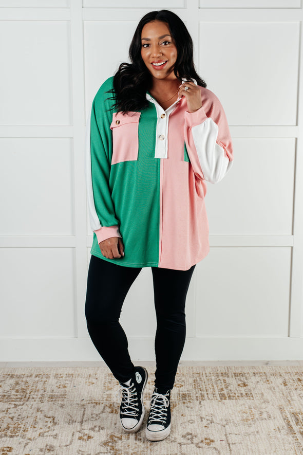 Chip Off The Old Colorblock V-Neck Henley in Green