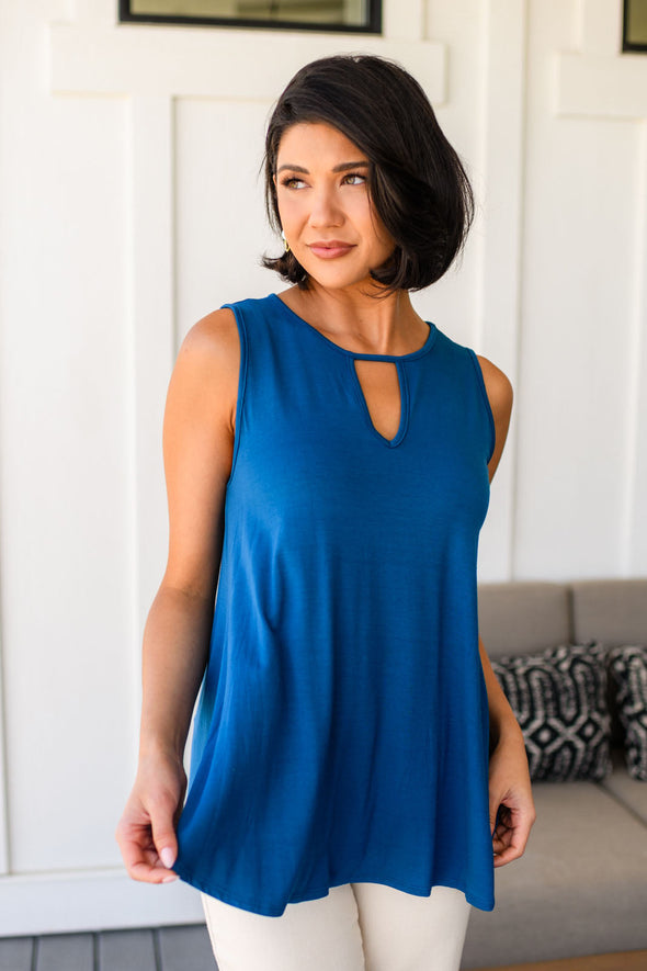 Greater Than Great Keyhole Detail Tank in Teal