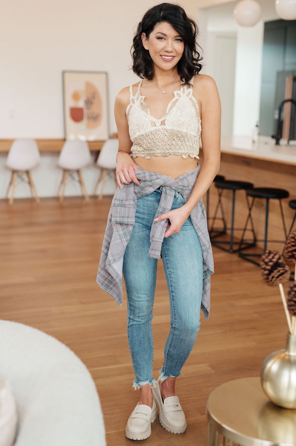 Live In Lace Bralette Taupe