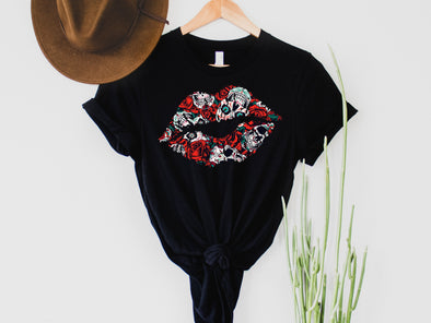 Skull Lips Graphic Tee