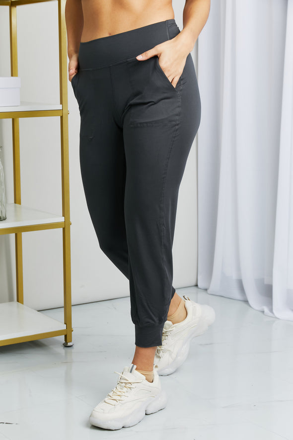 Leggings Depot Wide Waistband Cropped Joggers