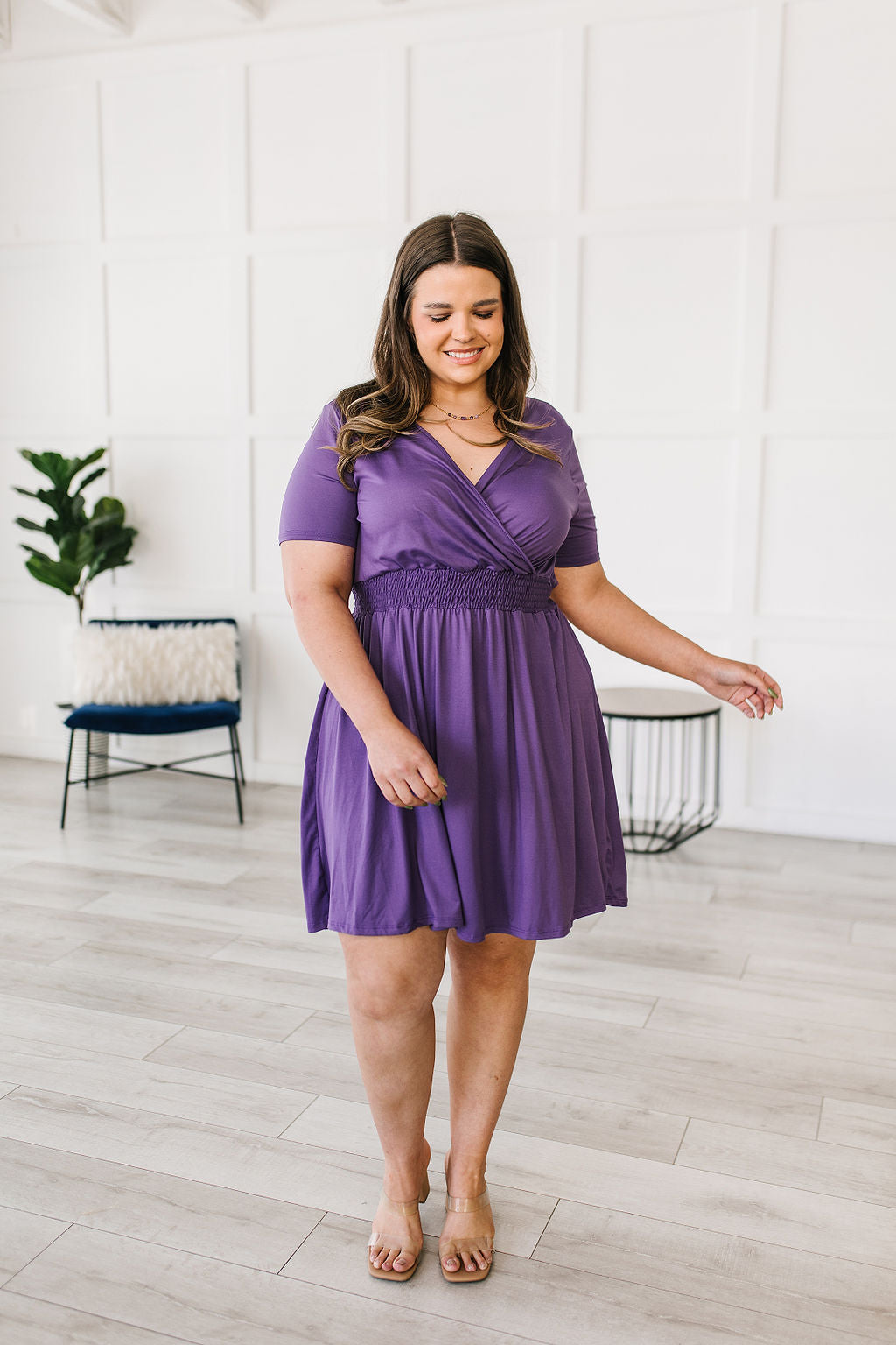 White Birch Miss Independent V-Neck Dress Small