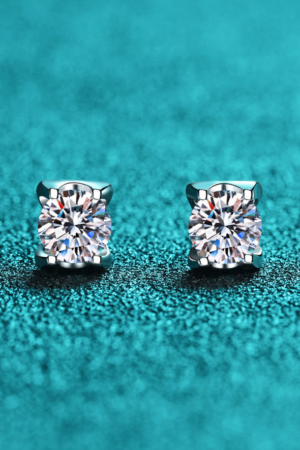 Weekend Meetup Moissanite Stud Earrings