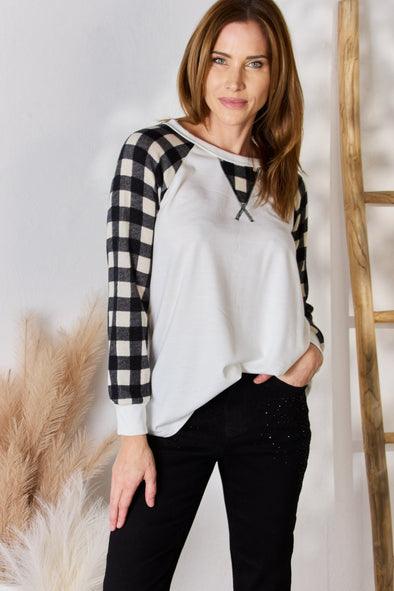 Hailey & Co Plaid Raglan Sleeve Round Neck Blouse